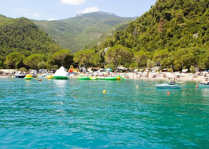 Double Medveja 7775b Gostinjska kuća 3*